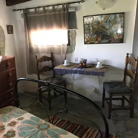 Gourgiana Ανδρίτσαινα