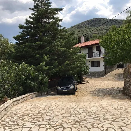 Gourgiana * Ανδρίτσαινα