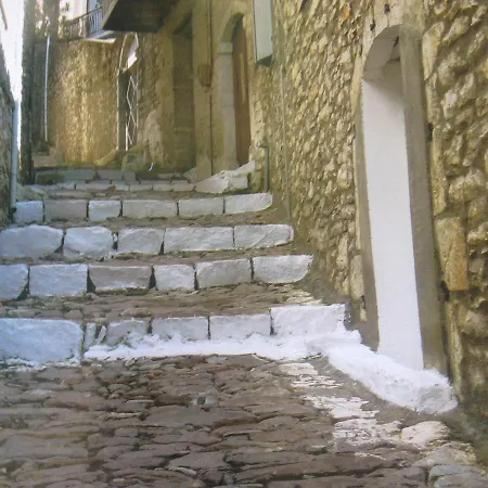 Gourgiana Apartman *